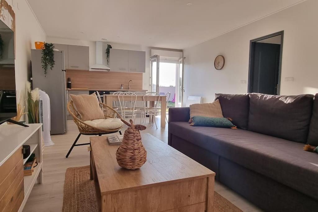 Maison Au Calme Entre Collegues Ou Famille - La Boheme - Saint-Seurin-sur-l'Isle Esterno foto